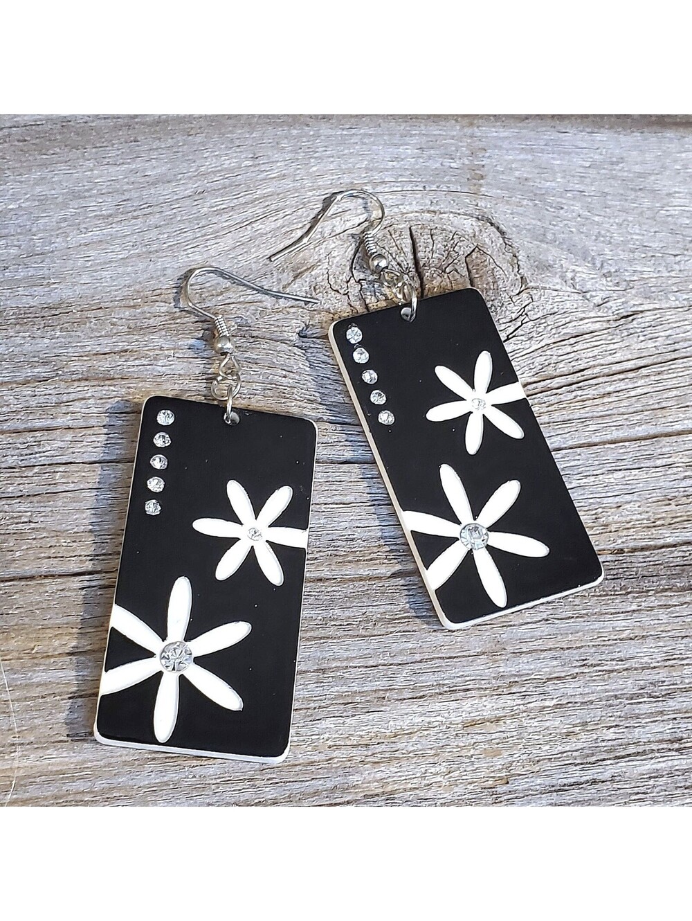 Vintage Y2K White Black Lucite Austrian Crystal Rectangle Flower Earrings